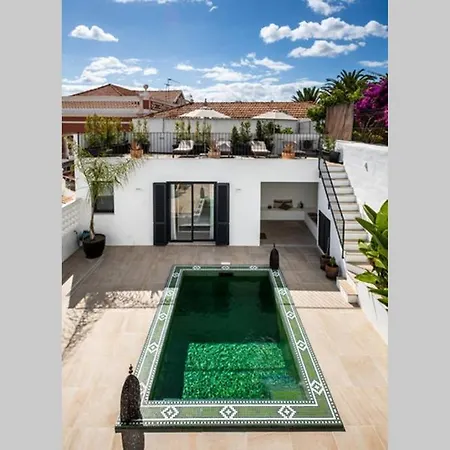 Casa Mourisca *